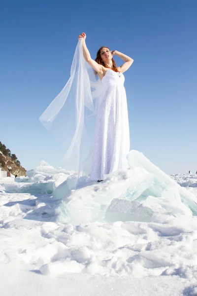 Girl White Dress Stands Ice Floe Lake Baikal — Stock Photo, Image