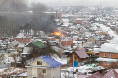 Irkutsk şehrinin özel sektöründe yangın