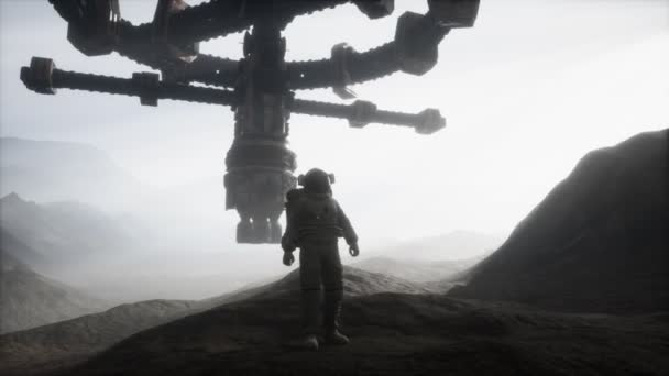 Astronaut on another planet with dust and fog — Stock Footage Astronaut on another planet with dust and fog Stock Video