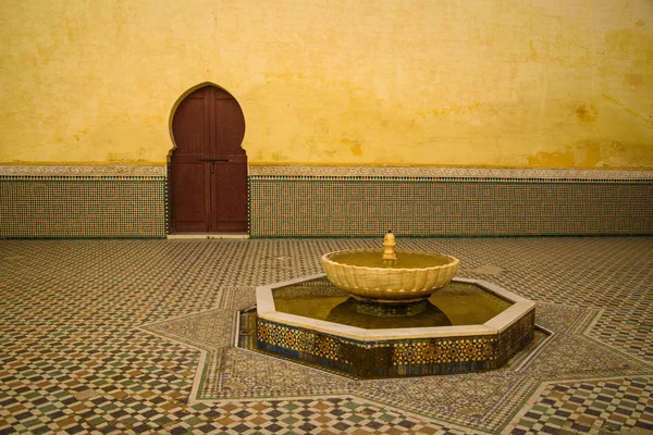 Mauzoleum Mulaj Idris w Meknès, Morocco. — Zdjęcie stockowe
