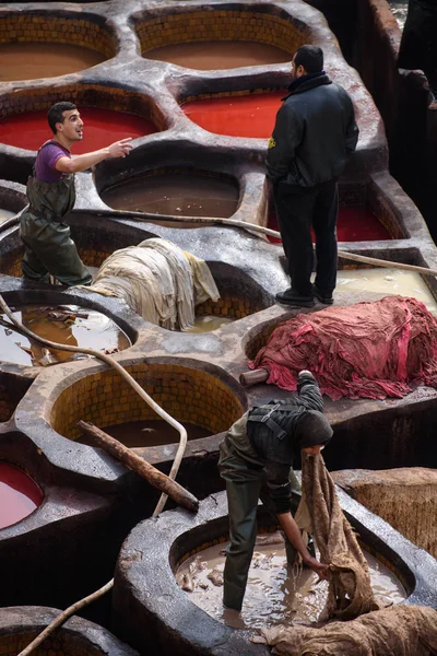 Ancienne tannerie à Fès, Maroc — Photo