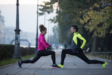 Çift jogging önce ısınma