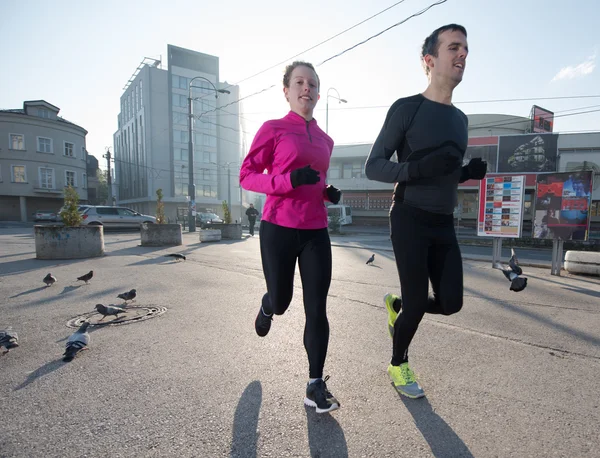 Fiatal pár, jogging — Stock Fotó