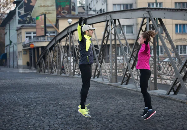Para rozgrzewkę przed jogging — Zdjęcie stockowe