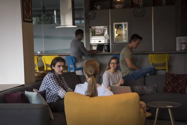 Team meeting and brainstorming — Stock Photo, Image