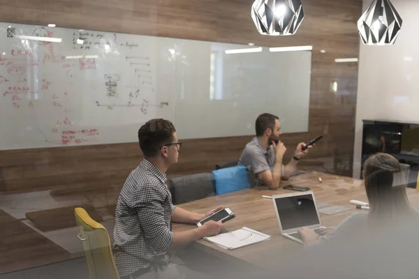 Startup business team på möte — Stockfoto