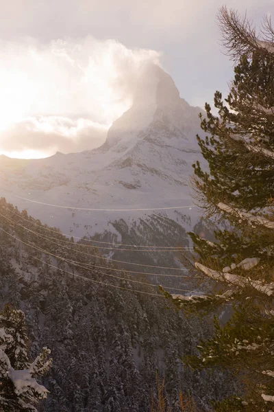 La montaña matterhorn zermatt Suiza — Foto de Stock