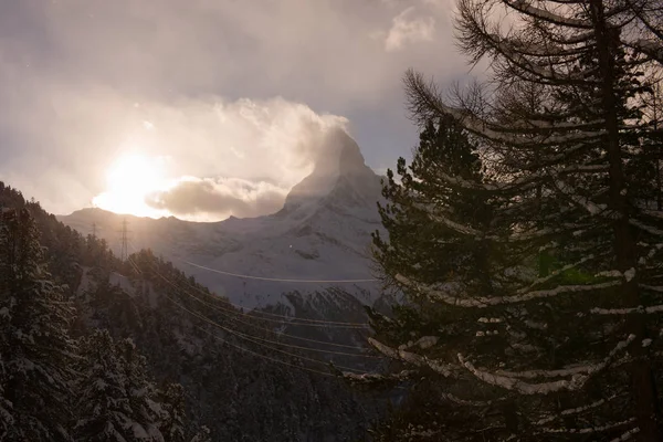 La montaña matterhorn zermatt Suiza — Foto de Stock