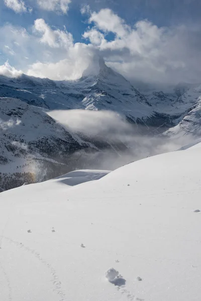 La montaña matterhorn zermatt Suiza —  Fotos de Stock