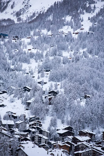 Luftaufnahme von Zermatt und Matterhorn — Stockfoto