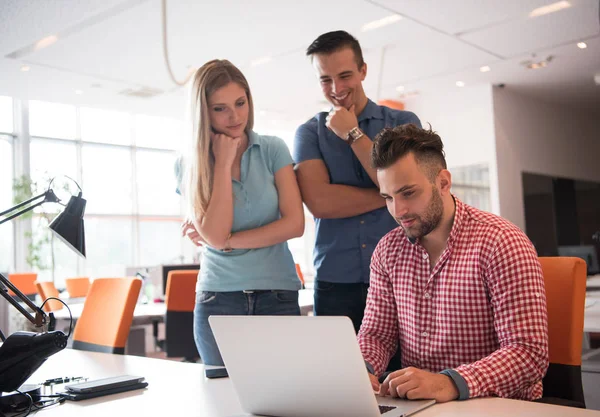 Group of young people employee workers with computer — Stock Photo, Image