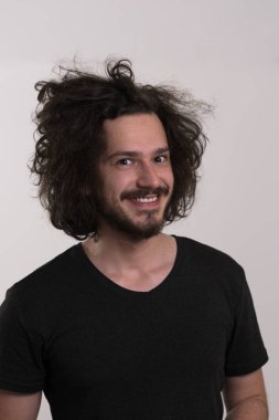 Adam içinde düdük üfleme parti şapkası ile