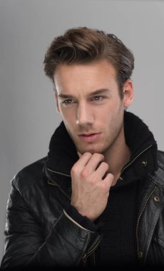 genç bir adam portresi 