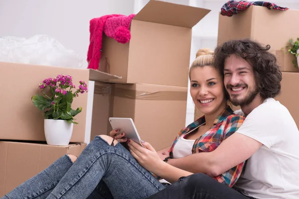 Relaxing in new house — Stock Photo, Image