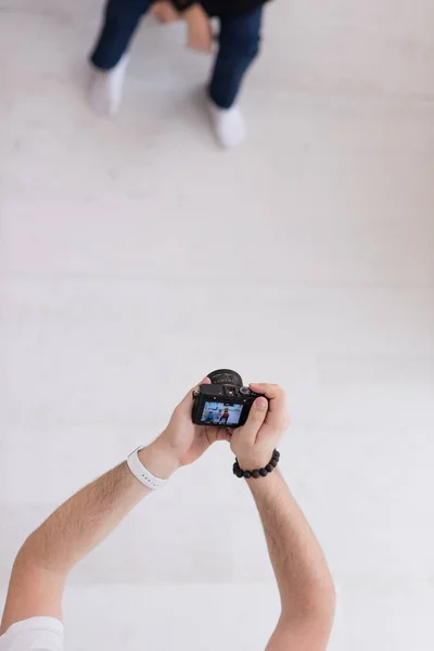 Fotoripresa con modello bambino — Foto Stock