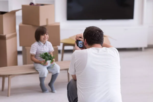 Fotografar com modelo de criança — Fotografia de Stock