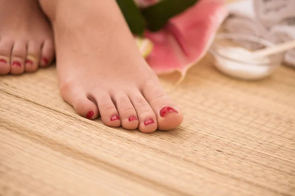 スパサロンで女性の足 — ストック写真
