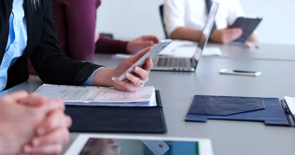 Gente Negocios Que Tiene Reunión Oficina Brillante Hacer Planes Para —  Fotos de Stock