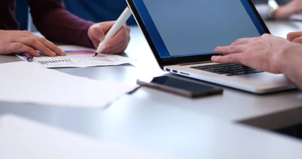 Gens Affaires Ayant Une Réunion Dans Bureau Lumineux Faire Des — Photo