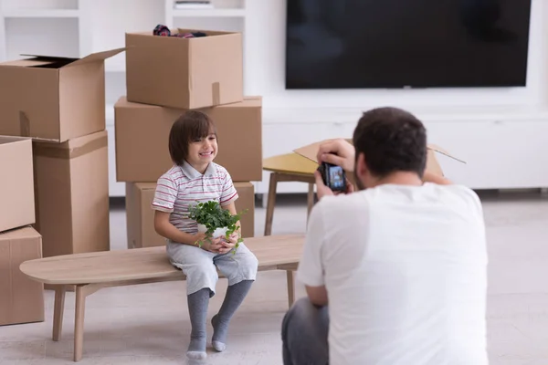 Fotografar com modelo de criança — Fotografia de Stock