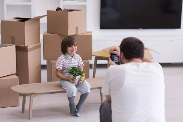 Fotografar com modelo de criança — Fotografia de Stock