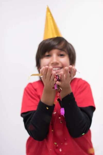 Gelukkig Kind Viert Feest Met Confetti Blazen — Stockfoto