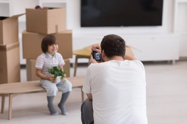 Fotografar com modelo de criança — Fotografia de Stock