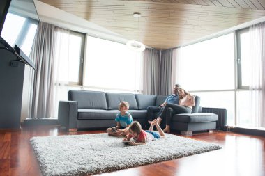 çocuklarla vakit Çift