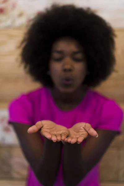 Ritratto di donna afro americana — Foto Stock