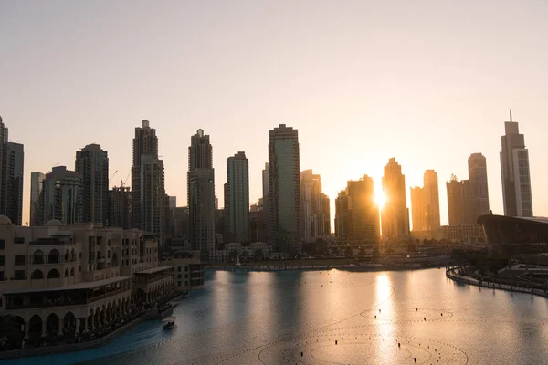 Музыкальный фонтан Дубая — стоковое фото