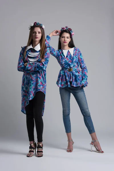 Two Fashion Model girls — Stock Photo, Image