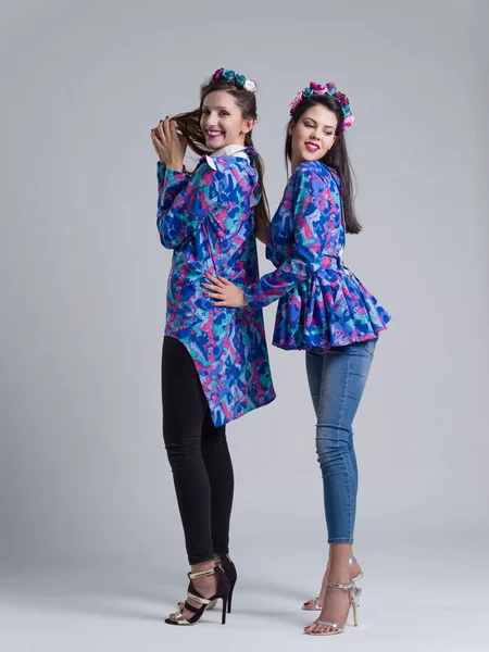 Two Fashion Model girls — Stock Photo, Image