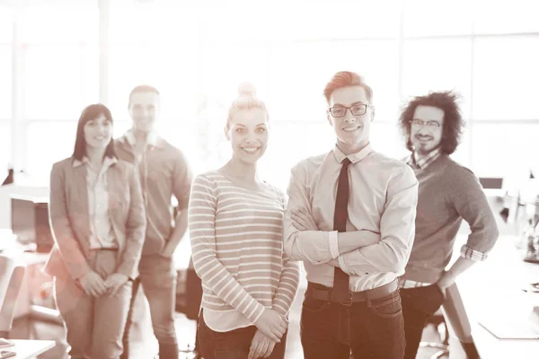 Gruppe Erfolgreicher Geschäftsgruppentreffen Bei Der Arbeit Mit Sonnenstrahl — Stockfoto