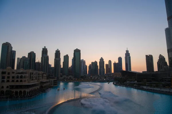 Музичний фонтан в Дубаї — стокове фото