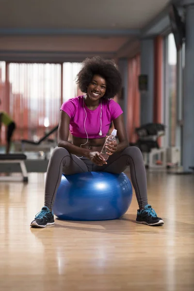 Woman  relaxing after pilates workout — Stock Photo, Image