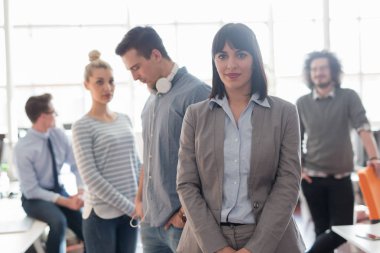 başarılı iş kadını portresi