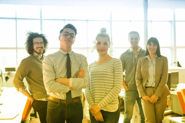 Egy üzleti csapat portréja egy találkozón — Stock Fotó