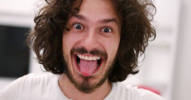 genç adam serbest zaman zevk