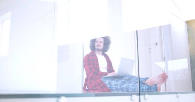 adam zevk rahatlatıcı yaşam tarzı