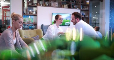 Başlangıç iş takım toplantısı 