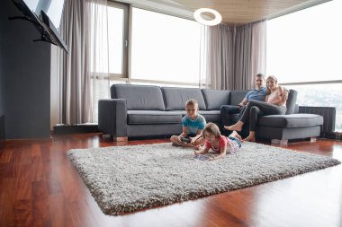 çocuklarla vakit Çift