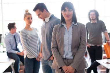 başarılı iş kadını portresi