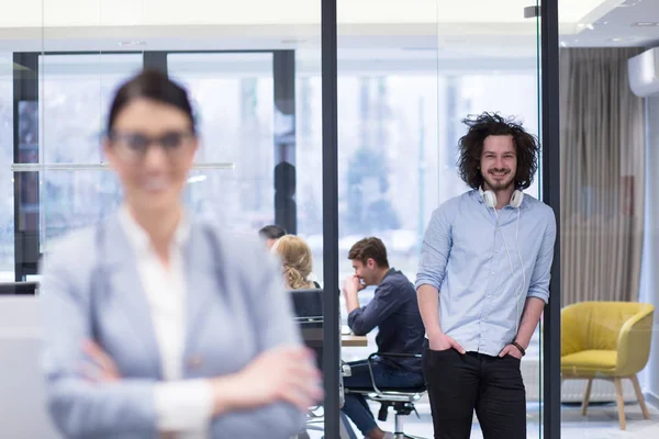 Retrato de gente de negocios exitosa — Foto de Stock