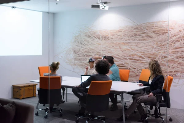 Startup business team using virtual reality headset — Stock Photo, Image