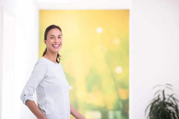 Portrait of a young beautiful woman at home — Stock Photo, Image