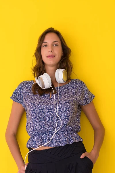 Femme avec casque isolé — Photo