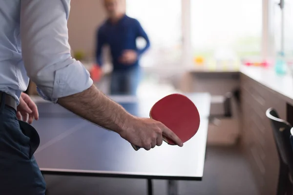 Startup equipo de negocios jugando ping pong tenis —  Fotos de Stock