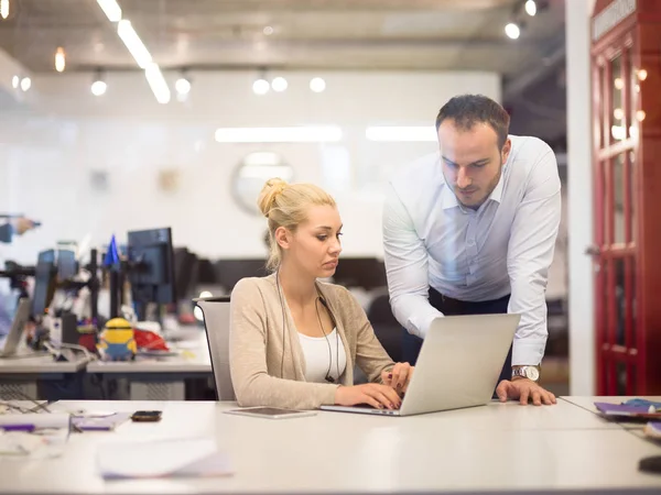 Portrait of successful Business people — Stock Photo, Image