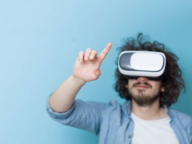 adam VR kullanarak deneyim elde 