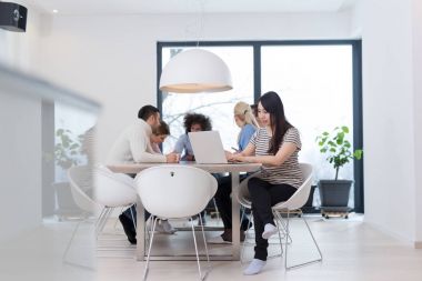 Grup genç iş adamları 